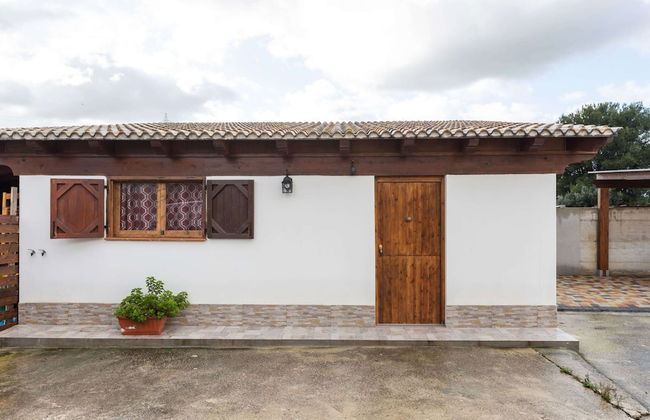 Belvilla by OYO Villa con Piscina - Partinico - Photo 29