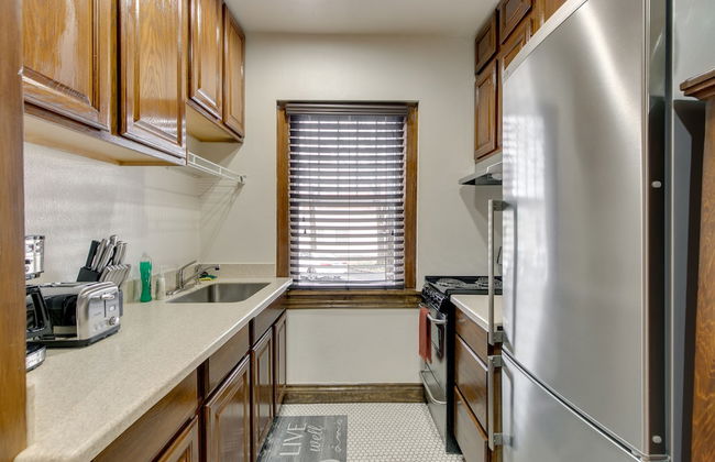 Evie's apartment - Photo 37