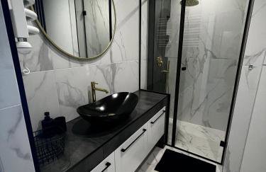 Sophia & Maya - Luksusowe Apartamenty Z Tarasem Blisko Centrum Katowic - Prywatny Parking - Self Check-In 24h - Foto 3