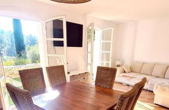 SUPERBE VILLA-DOMAINE AVEC GOLF PISCINE ET TENNIS - Foto 17