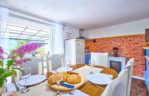 Gorgeous Home In Zagreb With Wifi - Foto 5