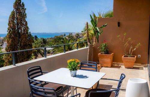 Tolles, neu möbliertes Penhouse mit großem Pool - Foto 35