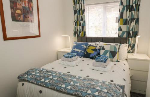 Lynton House - Photo 13