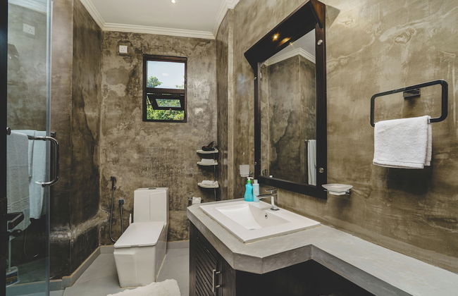 River View Villa - Photo 33