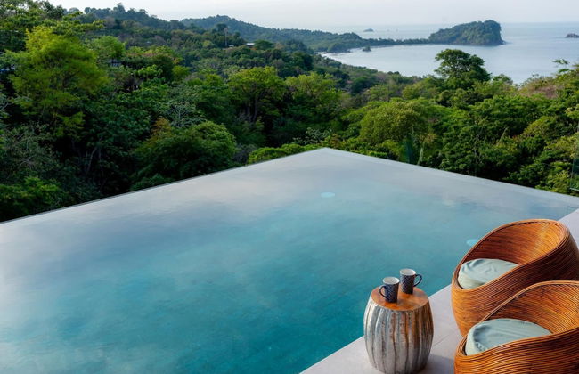 34 Guests Must Check This Truly Luxury Villa - Foto 1