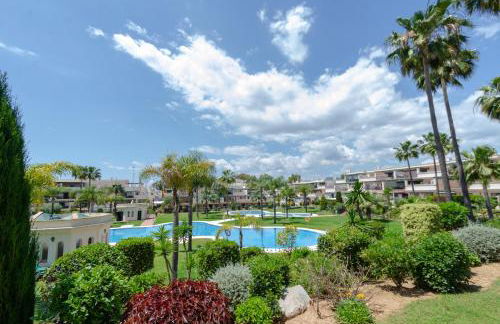 StayatSas Marbella, close to the beach, large 80 m2 terrace, large swimming pools, parking included, 10 minutes from the centre - Foto 47