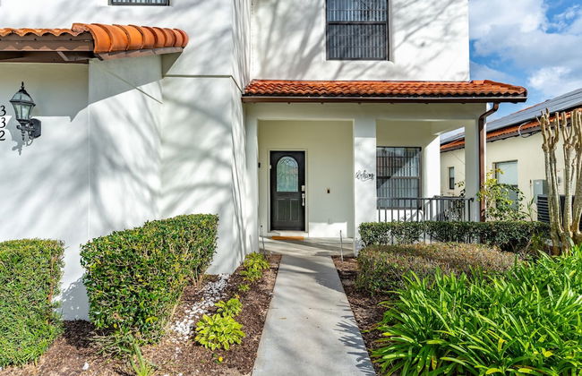 Poolside Serenity Near Disney World 4 Bedroom Home by RedAwning - Foto 39