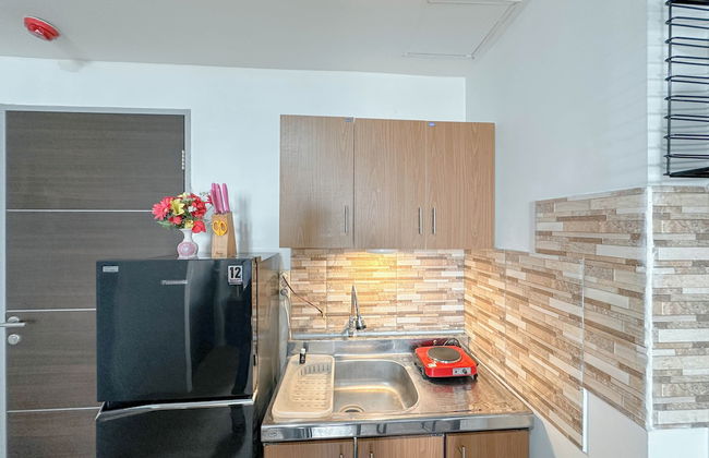 1Br Spacious And Vibrant At Tamansari Prospero Apartment - Foto 9