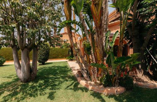 Charming brand-new loft with garden and pool - Foto 13