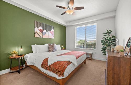 Modern Downtown 2BR 2BA Near Delta Center with Fire Pit BBQ and City Views - Photo 31