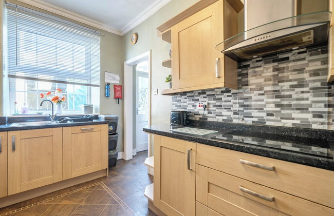 4Br Stunning Sea View Escape-near Snowdonia & Coastal Trails - Foto 18