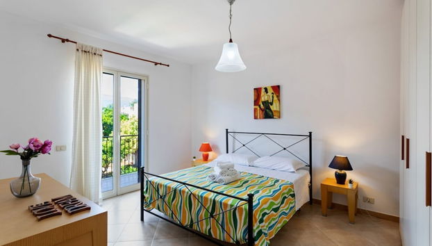 Giardini Naxos Bright Apartments with Balcony - Photo 5, Room