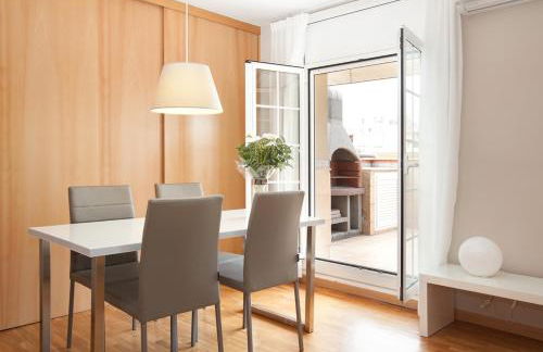 LetsGo Sagrada Familia Penthouse - Photo 27