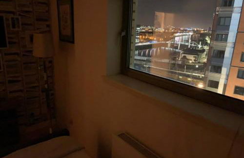 Designer Penthouse with Riverviews - G1 Glasgow City Centre, 3 Bedrooms, 2 Bathrooms, 1 Living room / Kitchen. Full Floor, Wrap Around Terrace, Panoramic Views, Off Central Station / Buchanan Street - Foto 77