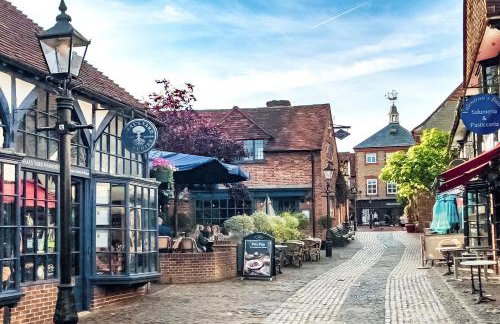 Bright 1 bedroom apartments near Farnham Castle - Photo 11