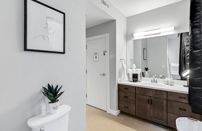 RESTAURANT on site. Walk to everything by RedAwning - Foto 10