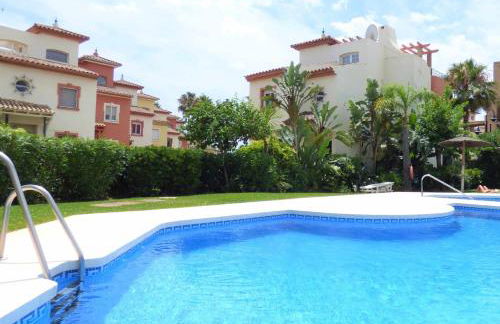 Selecta Family by the Sea - Photo 3