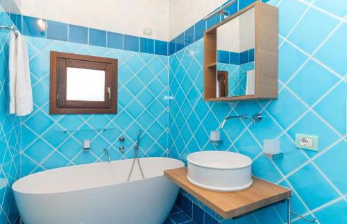 Mansion On The Hill - Photo 19