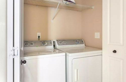 Family friendly 3 story townhouse with workspace - Foto 7