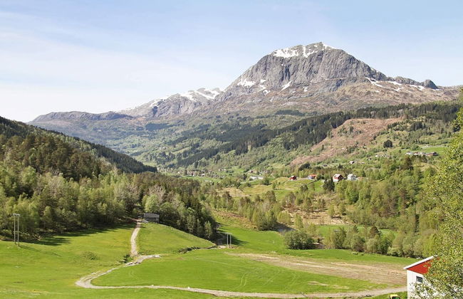 10 Person Holiday Home in Bygstad - Foto 20