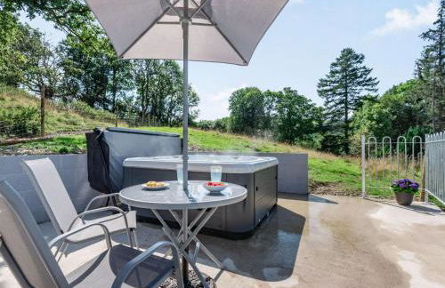 1 Bed in Commins Coch 85207 - Photo 1