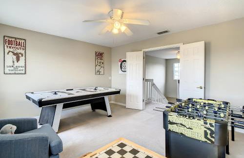 Extended Sun Deck with Private Pool in Gated Quiet Community - Foto 38