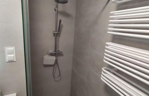 Apartamenty Centrum Warszawska 66 niebieski i różowy - Photo 33