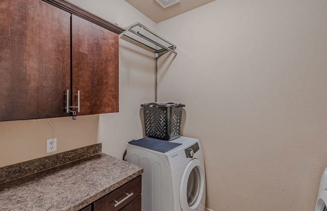 The Castle by the Lake w Pool Balcony Grandscape - Foto 50