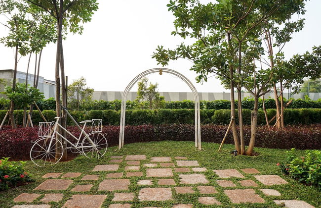 Well Appointed And Cozy Studio At West Vista Apartment - Photo 21