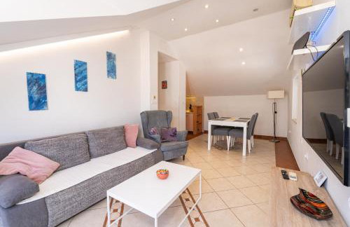 RITA - Charming 2-Bedroom Apartment with sea view, Slano - Foto 25