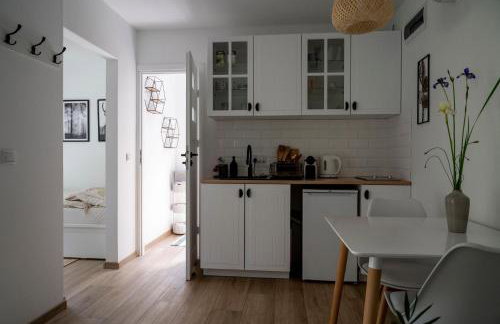 Uroczy mały domek na leśnej działce - Łosiówka - Foto 15