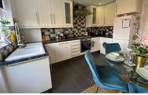 Flamingo Short Lets Greenleys - Foto 12