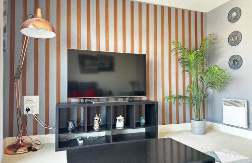 Seaside APT with Harbour View - Foto 27