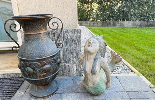 Monty's House - Photo 13