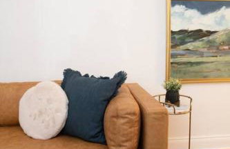 A Touch of Elegance - Foto 31