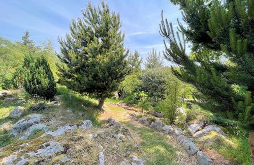 Beautiful 2BR Beach Lodge Set In Stunning Gardens - Pass the Keys - Photo 37