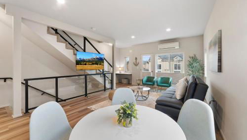 BRAND NEW Fully Updated Condo 918 in Anacortes - Foto 2