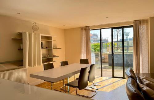 Luxury 3-BR near Tower Bridge Family & Business Ready - Foto 1