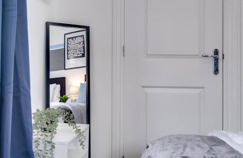 Contractors Retreat 3 bedroom house, sleeps up to 7, free parking - Foto 73