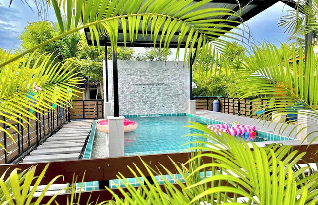 Monkey Cottage - Photo 1