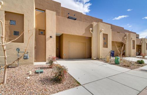 4 Mi to UNM Convenient Albuquerque Townhome! - Photo 24