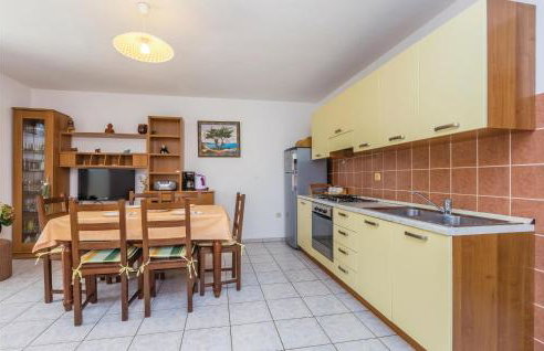 4 Bedroom Cozy Home In Poljica - Foto 19