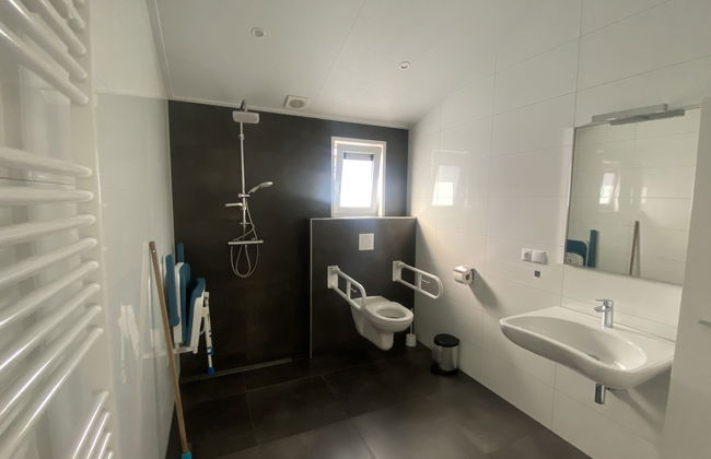 3 bedroom House in Biddinghuizen with swimming pool and terrace - Photo 6