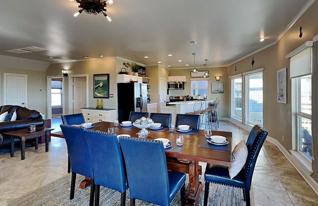 Lighthouse By the Sea - Photo 25