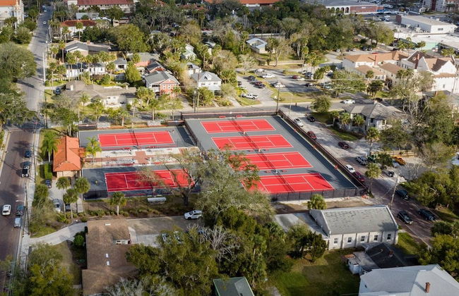 La Valencia - Foto 52