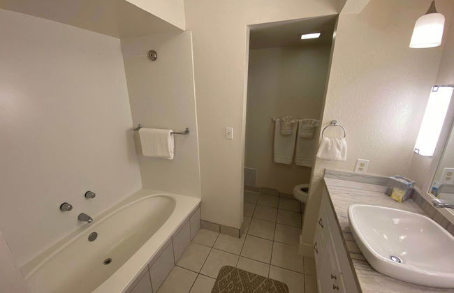 Casa De Emdeko Condo w/ Pool A/C & Ocean Views - Foto 7