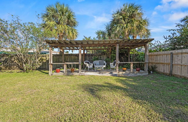 Ocean Song House - Photo 27