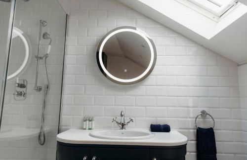 Beverley Town Centre luxury cottage - Photo 2