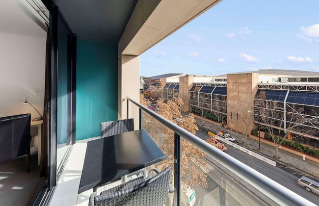 Oaks Adelaide Horizons Suites - Foto 25