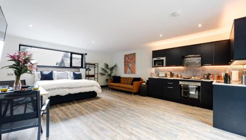 Luxury studio with HOT TUB and Stunning Gardens - Foto 2